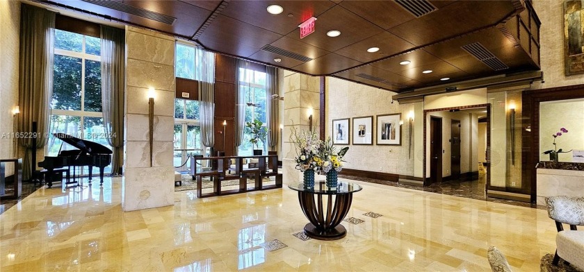 Luxury and spacious corner unit at Turnberry On the Green - Beach Condo for sale in Aventura, Florida on Beachhouse.com