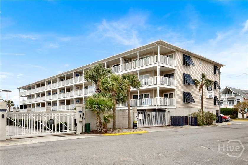 Amazing two bedroom, two bath beachside condo offering direct - Beach Condo for sale in Tybee Island, Georgia on Beachhouse.com