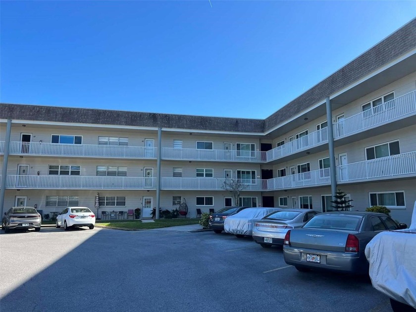 Under contract-accepting backup offers. Welcome to this - Beach Condo for sale in Clearwater, Florida on Beachhouse.com