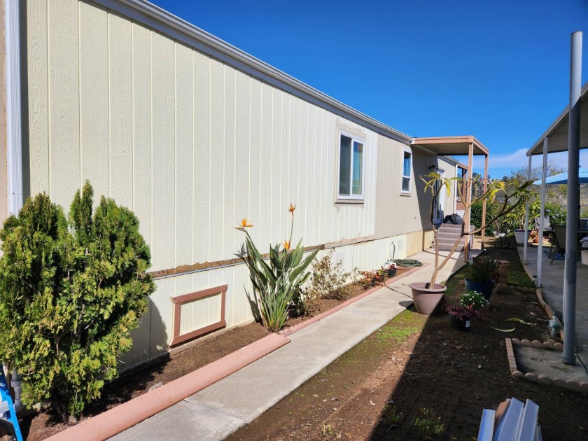 Must See! Upgraded & beautifully remodeled 1989 manufactured - Beach Home for sale in San Diego, California on Beachhouse.com