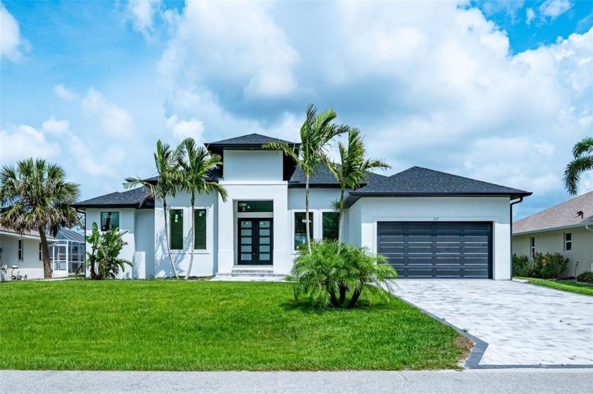 Check out this beautiful custom-built home in the desirable - Beach Home for sale in Rotonda West, Florida on Beachhouse.com