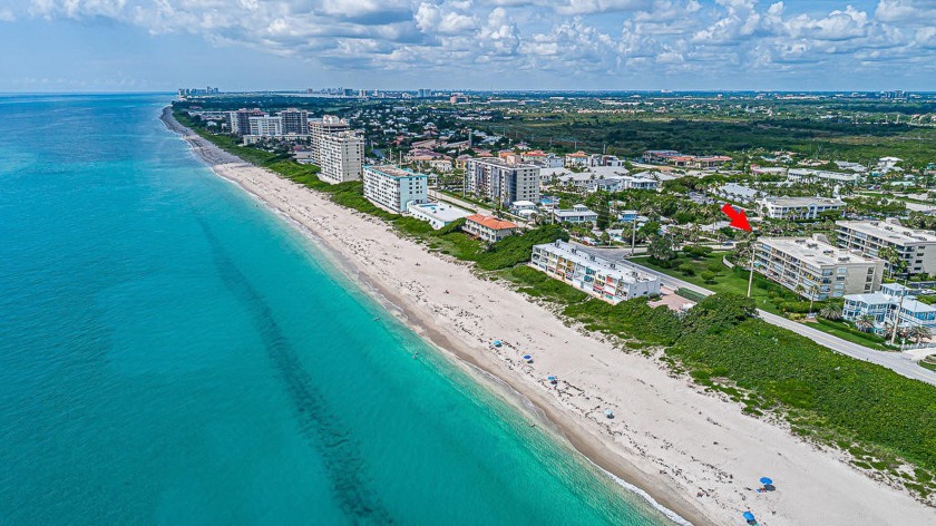 Stunning ocean views from almost every room in this beautiful - Beach Condo for sale in Juno Beach, Florida on Beachhouse.com