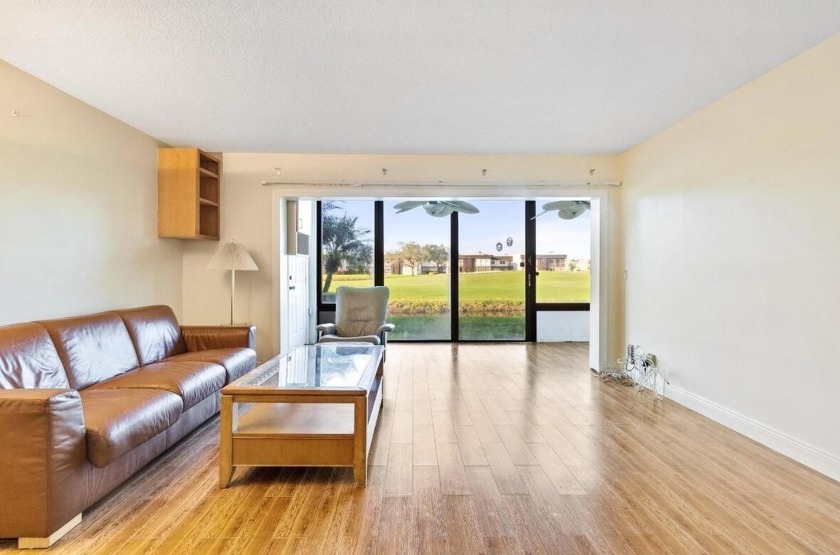 Beautifully updated 2/2 unit on the 1st floor with amazing views - Beach Condo for sale in Delray Beach, Florida on Beachhouse.com