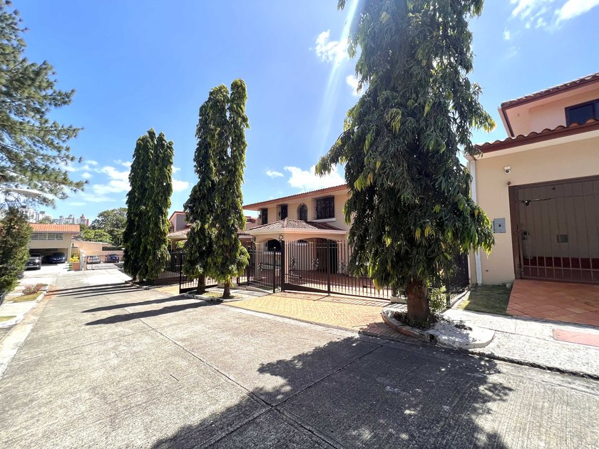 Spectacular House located in Residencial Los Guayacanes, Hato - Beach Home for sale in Panama City,  on Beachhouse.com