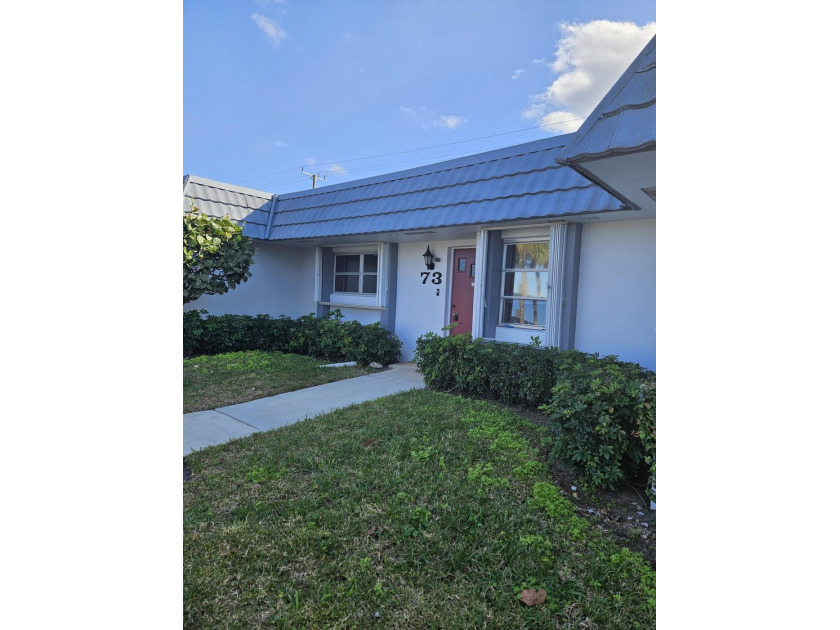 This is a true diamond in the rough. Unit has great square - Beach Home for sale in West Palm Beach, Florida on Beachhouse.com