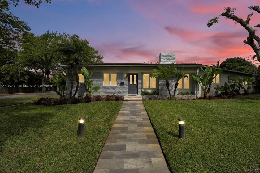 STUNNING MID-CENTURY MODERN ON OVERSIZED CORNER LOT, BEHIND GOLF - Beach Home for sale in Miami Shores, Florida on Beachhouse.com