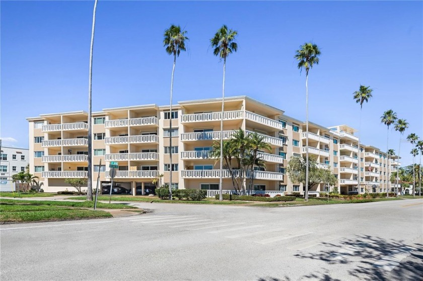 Located in the 55+ community of Shore Crest Condominiums, this - Beach Condo for sale in St. Petersburg, Florida on Beachhouse.com
