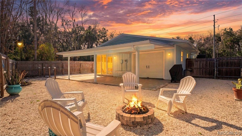 Investment perfection meets a slice of paradise! Located in the - Beach Home for sale in Homosassa, Florida on Beachhouse.com