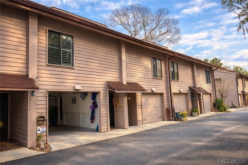 Enjoy true waterfront living-without the maintenance headaches - Beach Condo for sale in Homosassa, Florida on Beachhouse.com