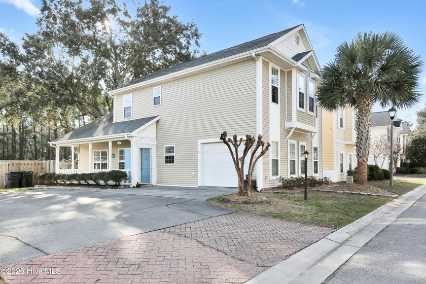 This well-maintained single family home is conveniently located - Beach Home for sale in Wilmington, North Carolina on Beachhouse.com