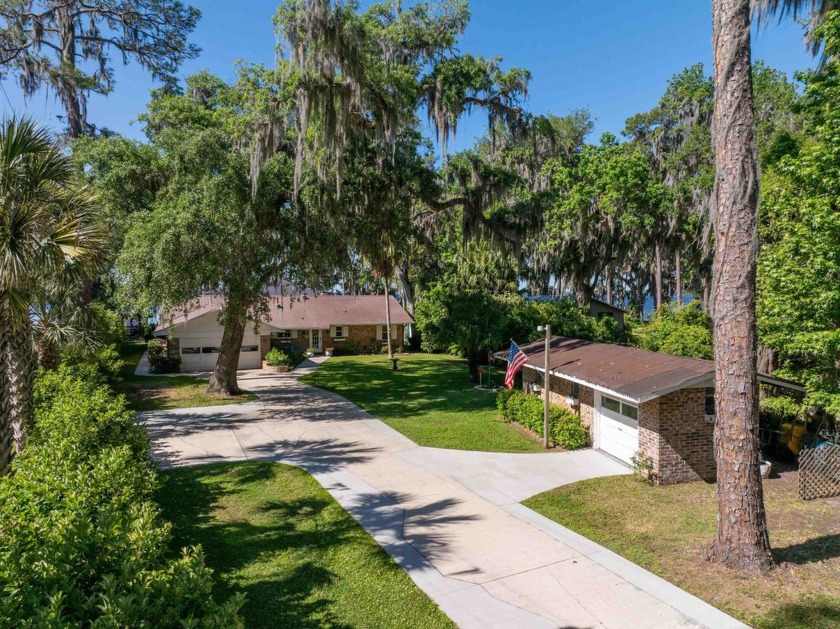 Paradise Found On The St. Johns River!  Welcome To Your Dream - Beach Home for sale in St Augustine, Florida on Beachhouse.com