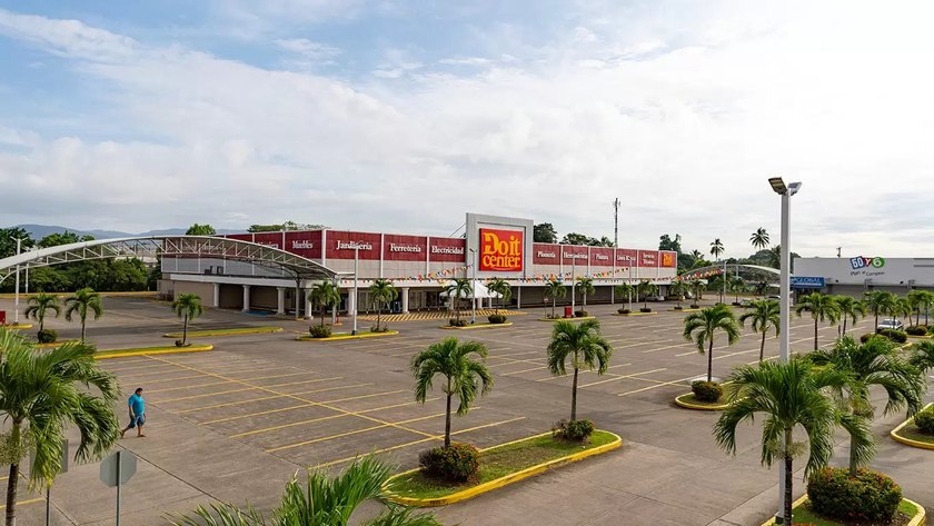 Los Pueblos Shopping Center is one of the most important and - Beach Apartment for sale in Panama City,  on Beachhouse.com