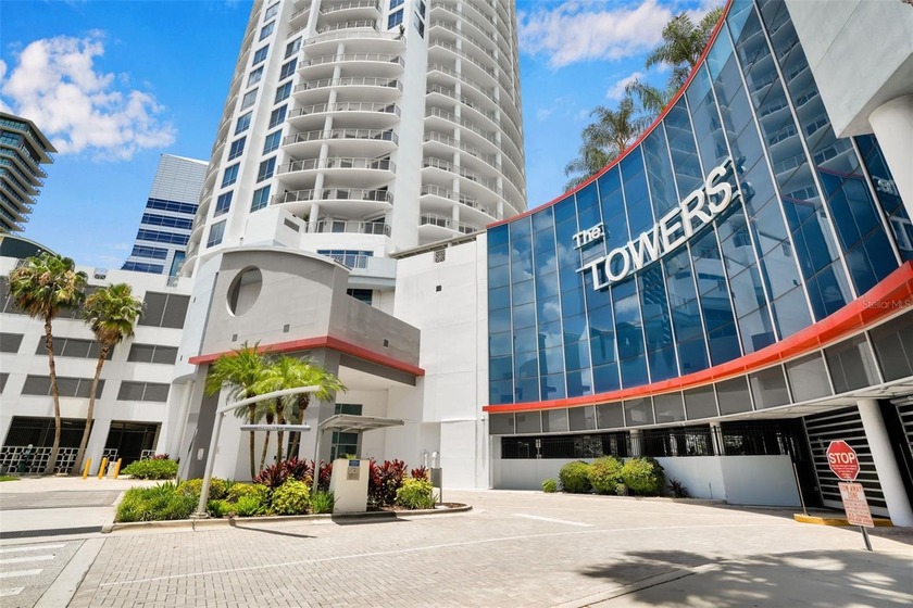 Welcome to the exclusive Towers of Channelside PENTHOUSE - Beach Condo for sale in Tampa, Florida on Beachhouse.com