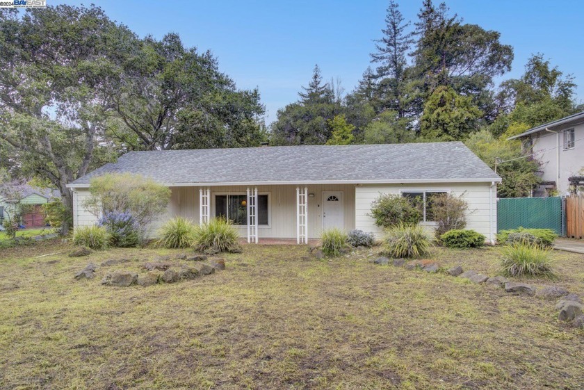 Great opportunity to own a home on a 1/2 acre lot with lots of - Beach Home for sale in San Leandro, California on Beachhouse.com