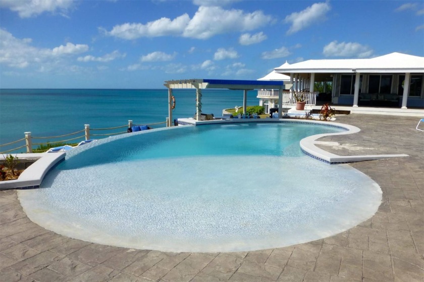 CLIFF-TOP ESTATE WITH POOL, Spectacular Sunsets, Direct - Beach Vacation Rentals in Governors Harbour, Eleuthera, Bahamas on Beachhouse.com