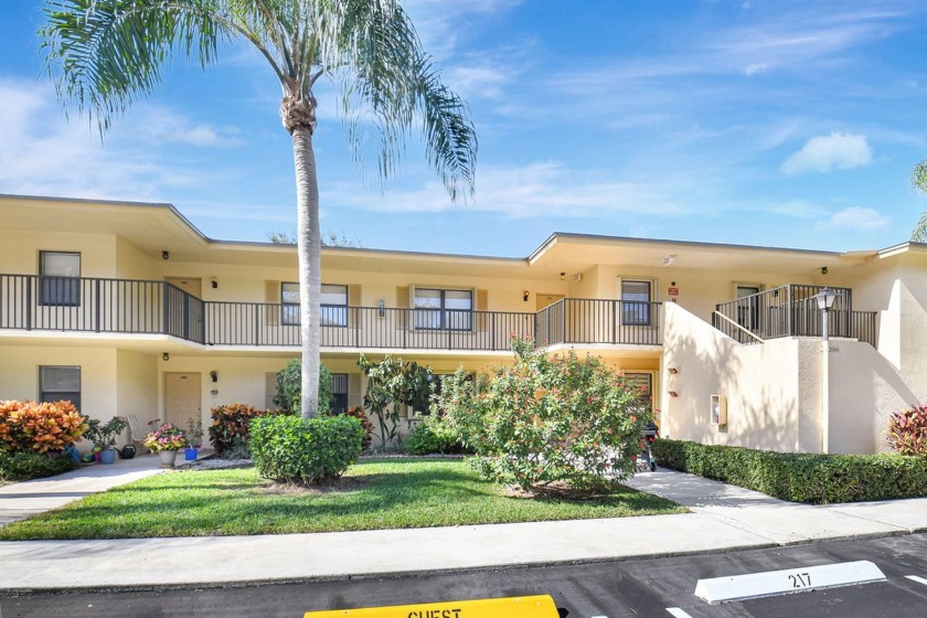 This spacious 3-bedroom, 2-bathroom condo in Central Delray - Beach Condo for sale in Delray Beach, Florida on Beachhouse.com