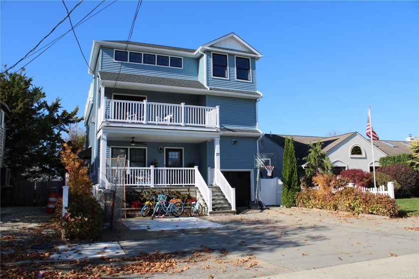 ** WATCH VIRTUAL VIDEO TOUR ** POINT LOOKOUT NEW 3 LEVEL FEMA - Beach Home for sale in Point Lookout, New York on Beachhouse.com