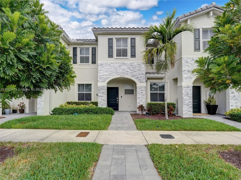 Experience resort-style living without costly fees at The - Beach Townhome/Townhouse for sale in Homestead, Florida on Beachhouse.com
