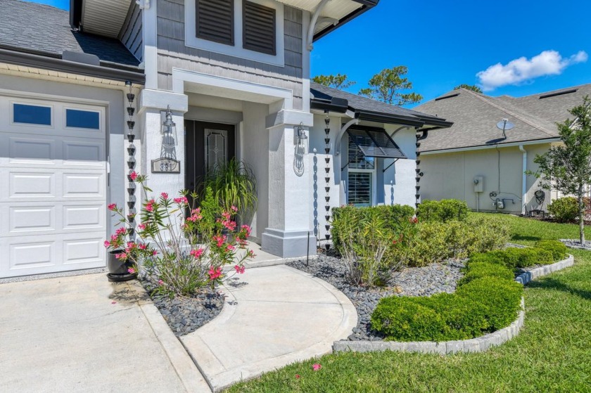 This Executive Home's Large Living Room Measures 20 X 20' Area - Beach Home for sale in St Augustine, Florida on Beachhouse.com