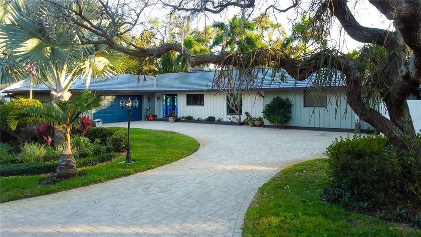 Not exactly sure where to start with this one, so here I go. 3 - Beach Home for sale in Seminole, Florida on Beachhouse.com