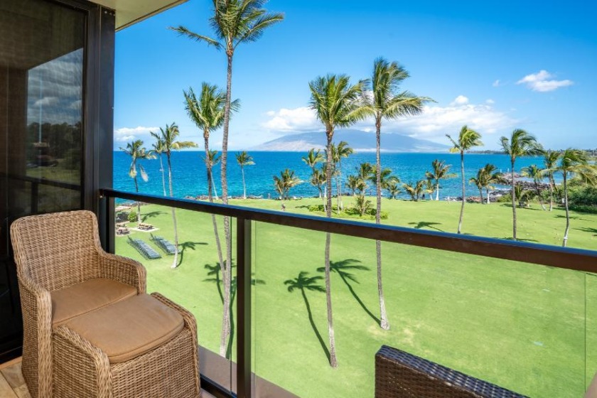 Completely Remodeled Condo - Beautiful Ocean Views - Kihei Surfsi - Beach Vacation Rentals in Kihei, Maui, HI on Beachhouse.com