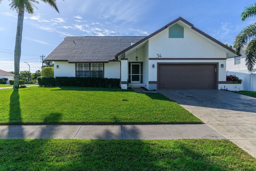 Step into tropical elegance in this beautifully updated Marco - Beach Home for sale in Marco Island, Florida on Beachhouse.com