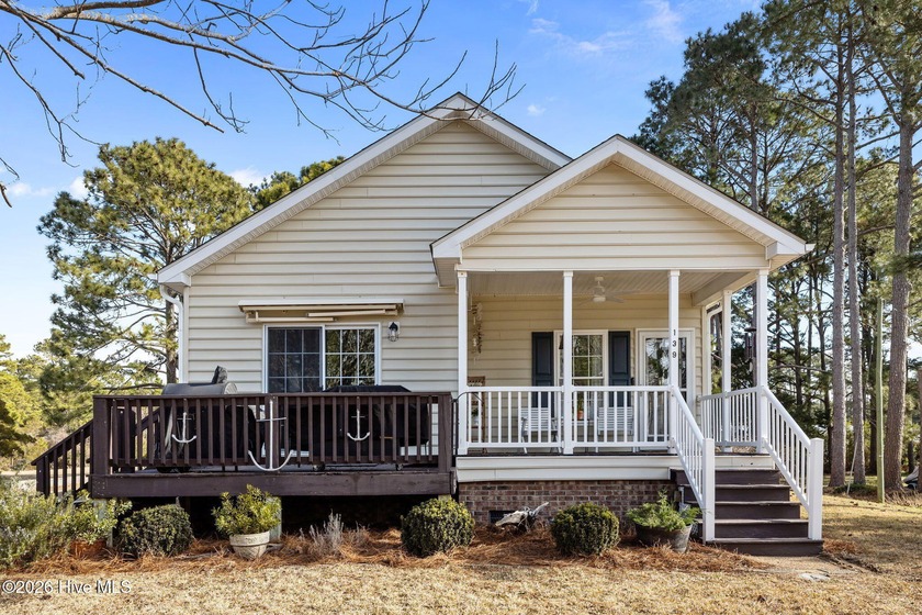 Welcome to 139 Bayshore Street, a beautifully updated coastal - Beach Home for sale in Sealevel, North Carolina on Beachhouse.com
