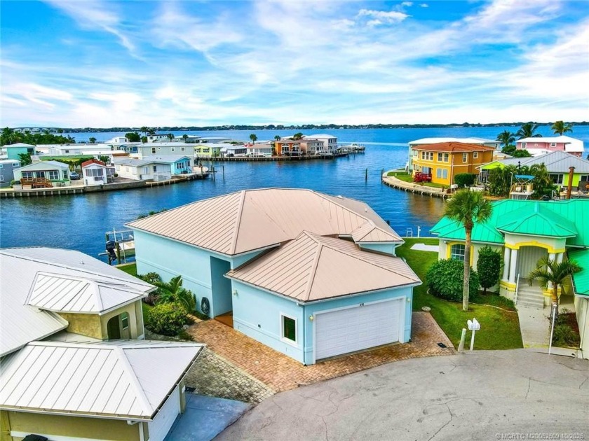Custom-built, waterfront luxury on Hutchinson Island...and it's - Beach Home for sale in Jensen Beach, Florida on Beachhouse.com