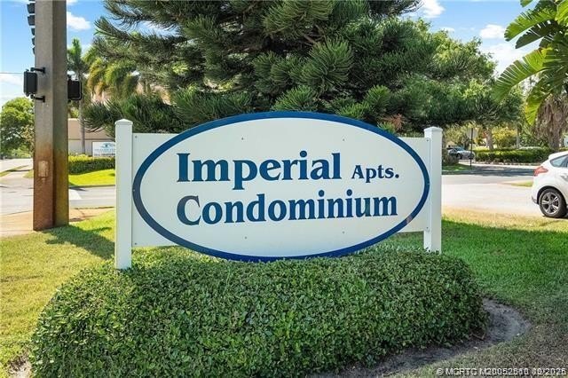 FIRST FLOOR UNIT WITH CONVENIENT ACCESS TO LAUNDRY & PARKING - Beach Condo for sale in Stuart, Florida on Beachhouse.com