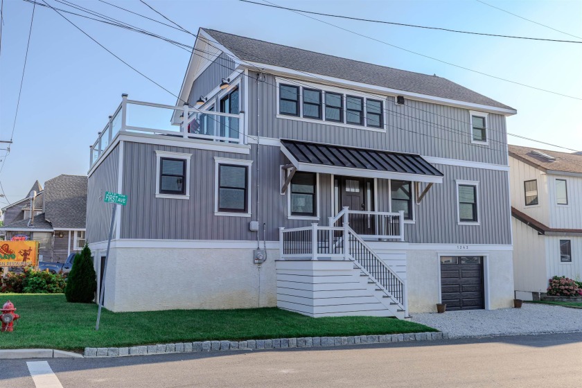 Open House 11am - 1pm Sat. Nov. 1 Welcome to your perfect South - Beach Home for sale in Lower Township, New Jersey on Beachhouse.com