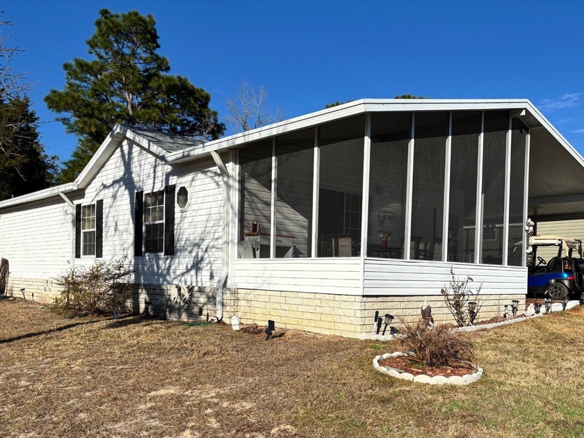 MOVE IN READY        BEAUTIFUL SPACIOUS HOME - Beach Home for sale in Weeki Wachee, Florida on Beachhouse.com