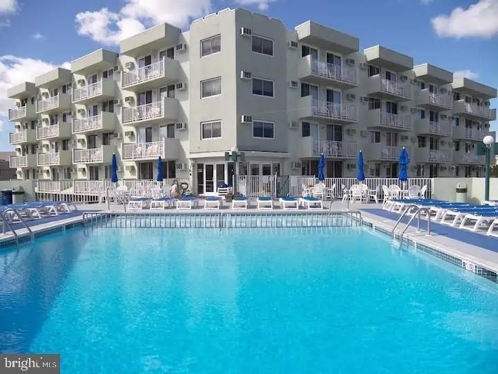 Adorable one-bedroom condo, perfect for unforgettable summer - Beach Condo for sale in Wildwood, New Jersey on Beachhouse.com