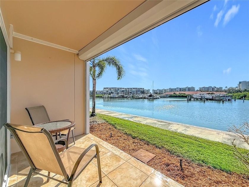 Beautifully updated corner unit with spectacular water views in - Beach Condo for sale in South Pasadena, Florida on Beachhouse.com