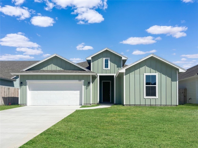 Welcome to 130 Broad Oak, a stunning 3-bedroom, 2.5-bath home - Beach Home for sale in Rockport, Texas on Beachhouse.com