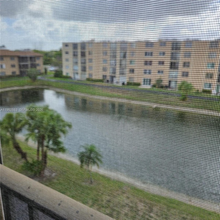 This apartment has been well maintained by it's long term owner - Beach Condo for sale in Lauderhill, Florida on Beachhouse.com