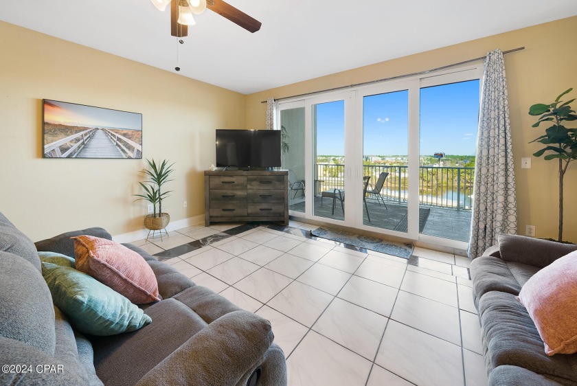 Beautifully updated turn-key  unit with bunk room offers - Beach Condo for sale in Panama City Beach, Florida on Beachhouse.com