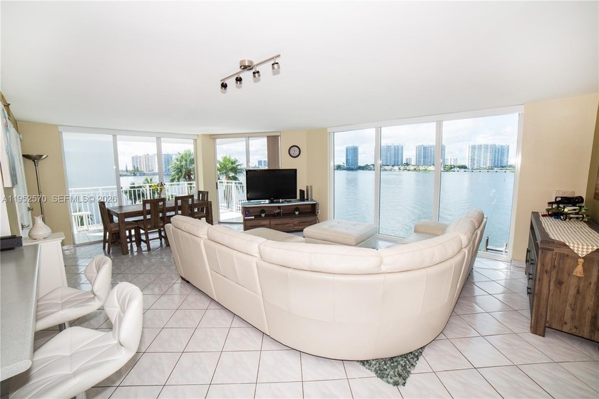 Welcome to Le Montcalm Condominium, perfectly positioned in the - Beach Condo for sale in Sunny Isles Beach, Florida on Beachhouse.com