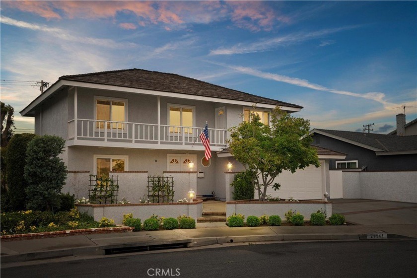 Situated just half a mile from world-class beaches - Beach Home for sale in Huntington Beach, California on Beachhouse.com