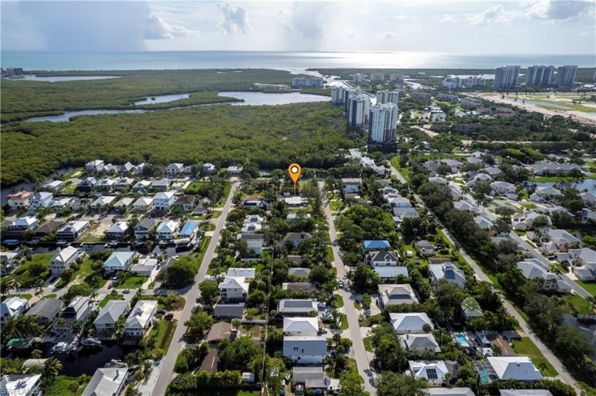 NAPLES HIDDEN GEM...GULF HARBOR...BIKE TO BEACH...WEST OF US 41 - Beach Townhome/Townhouse for sale in Naples, Florida on Beachhouse.com