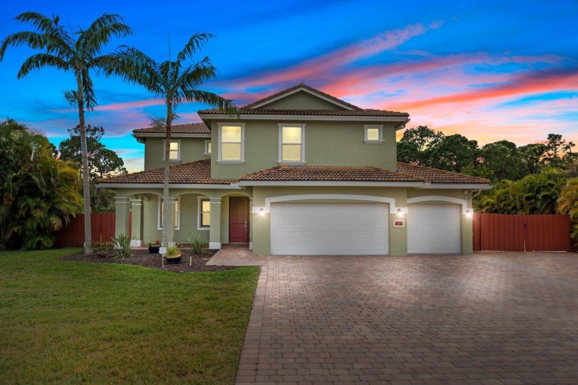 5 bedroom 4.5 bathroom 3 car garage located in the sought after - Beach Home for sale in Jensen Beach, Florida on Beachhouse.com