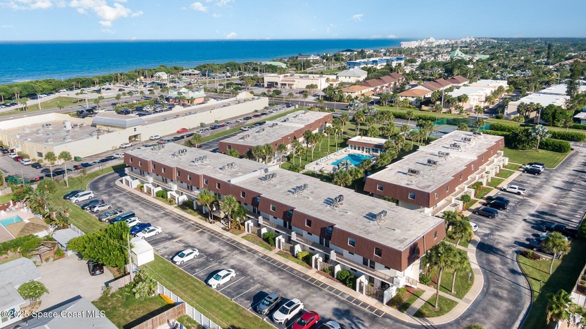 Just a short stroll from the pristine beaches of Paradise Park - Beach Condo for sale in Melbourne, Florida on Beachhouse.com