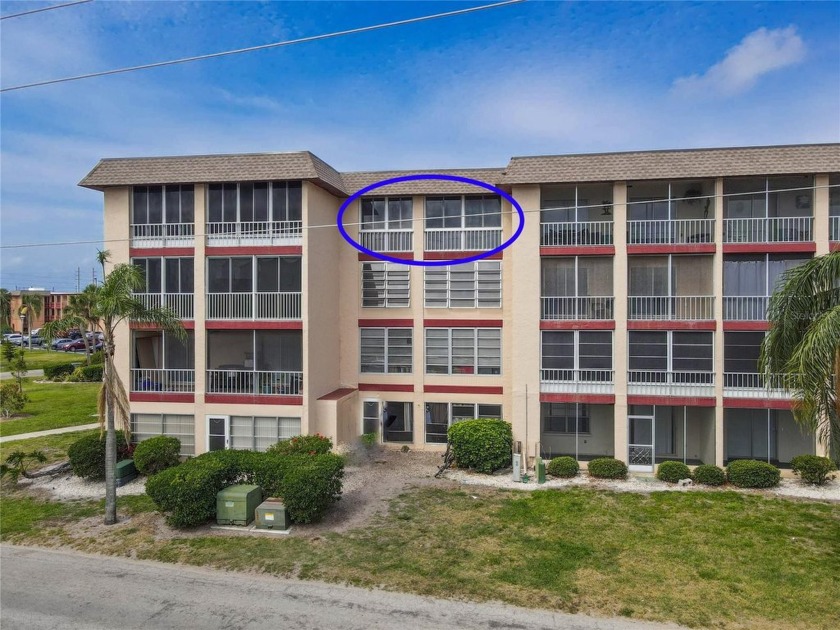 Motivated Seller...WAITING FOR YOU! 55+ Community, easily - Beach Condo for sale in Bradenton, Florida on Beachhouse.com