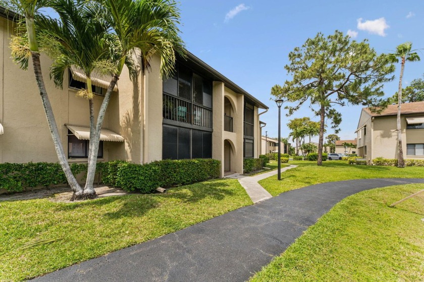 Imagine stepping into a bright and spacious 2 bedrooms 2 bath - Beach Condo for sale in Greenacres, Florida on Beachhouse.com