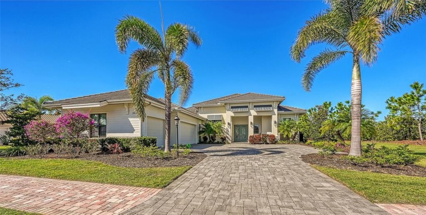 Enjoy the sought after Lakewood Ranch lifestyle in this - Beach Home for sale in Lakewood Ranch, Florida on Beachhouse.com