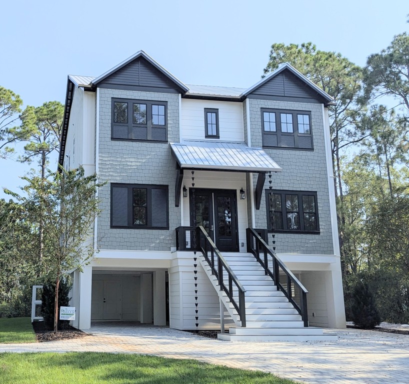 Amazing NEW CONSTRUCTION home tucked away on half an acre lot - Beach Home for sale in Santa Rosa Beach, Florida on Beachhouse.com