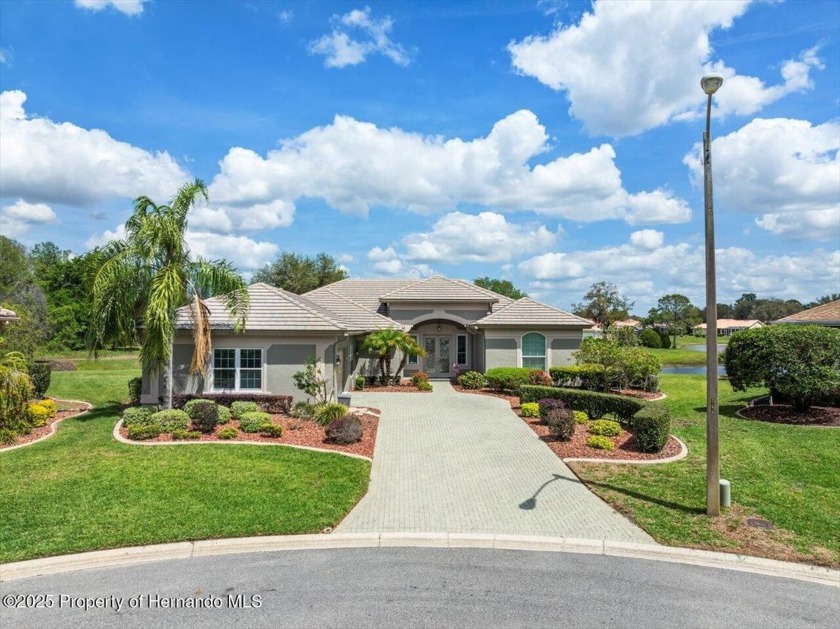 Immaculate and updated 1995 Arthur Rutenberg Cayman II pool home - Beach Home for sale in Weeki Wachee, Florida on Beachhouse.com