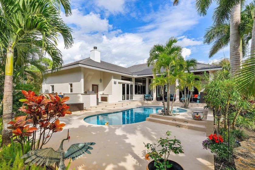 Move in to this 5-bed, 4-bath home in Steeplechase. This oasis - Beach Home for sale in Palm Beach Gardens, Florida on Beachhouse.com