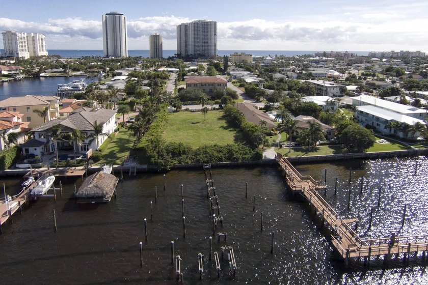 Single family residential lot or RM-15 (up to 7 units), 5 units - Beach Commercial for sale in Riviera Beach, Florida on Beachhouse.com
