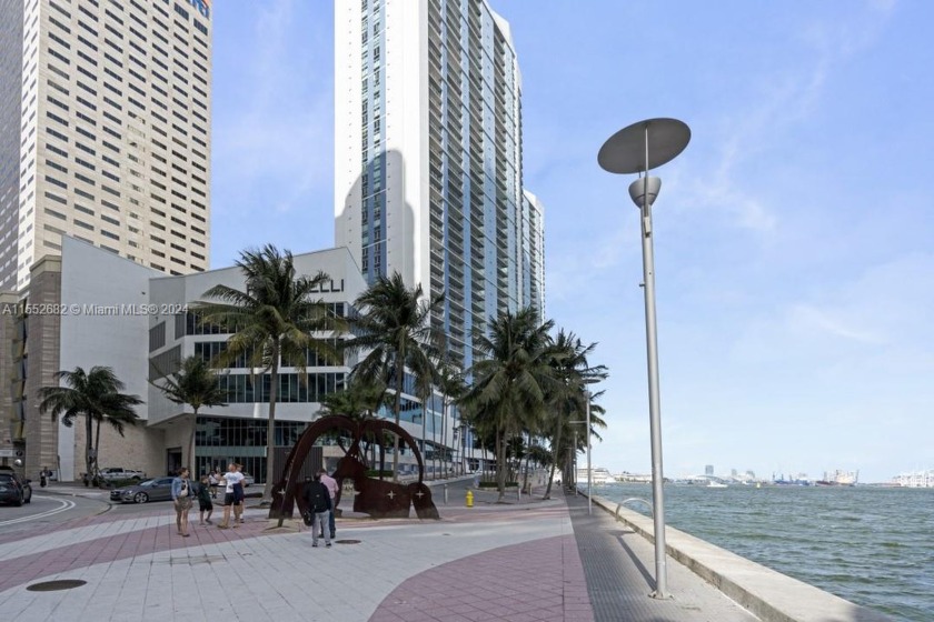 Come see this perfectly positioned 1/1 located where the Miami - Beach Condo for sale in Miami, Florida on Beachhouse.com