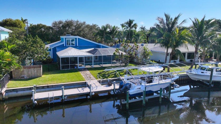 Live the ultimate Florida boating lifestyle in this 3 bed, 2.5 - Beach Home for sale in Palm City, Florida on Beachhouse.com